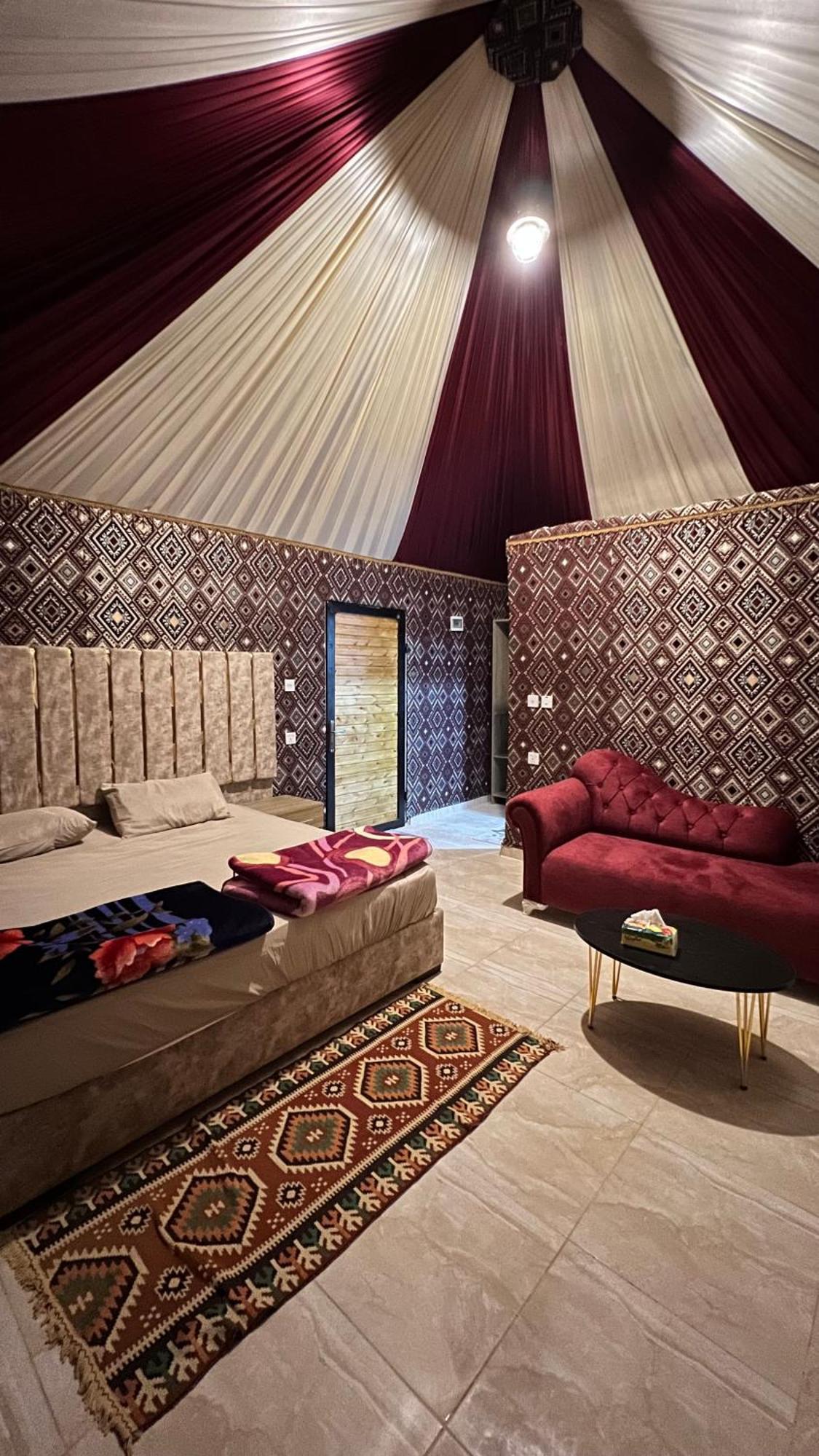 Rum Joharh Luxury Camp วาดิรัม ภายนอก รูปภาพ
